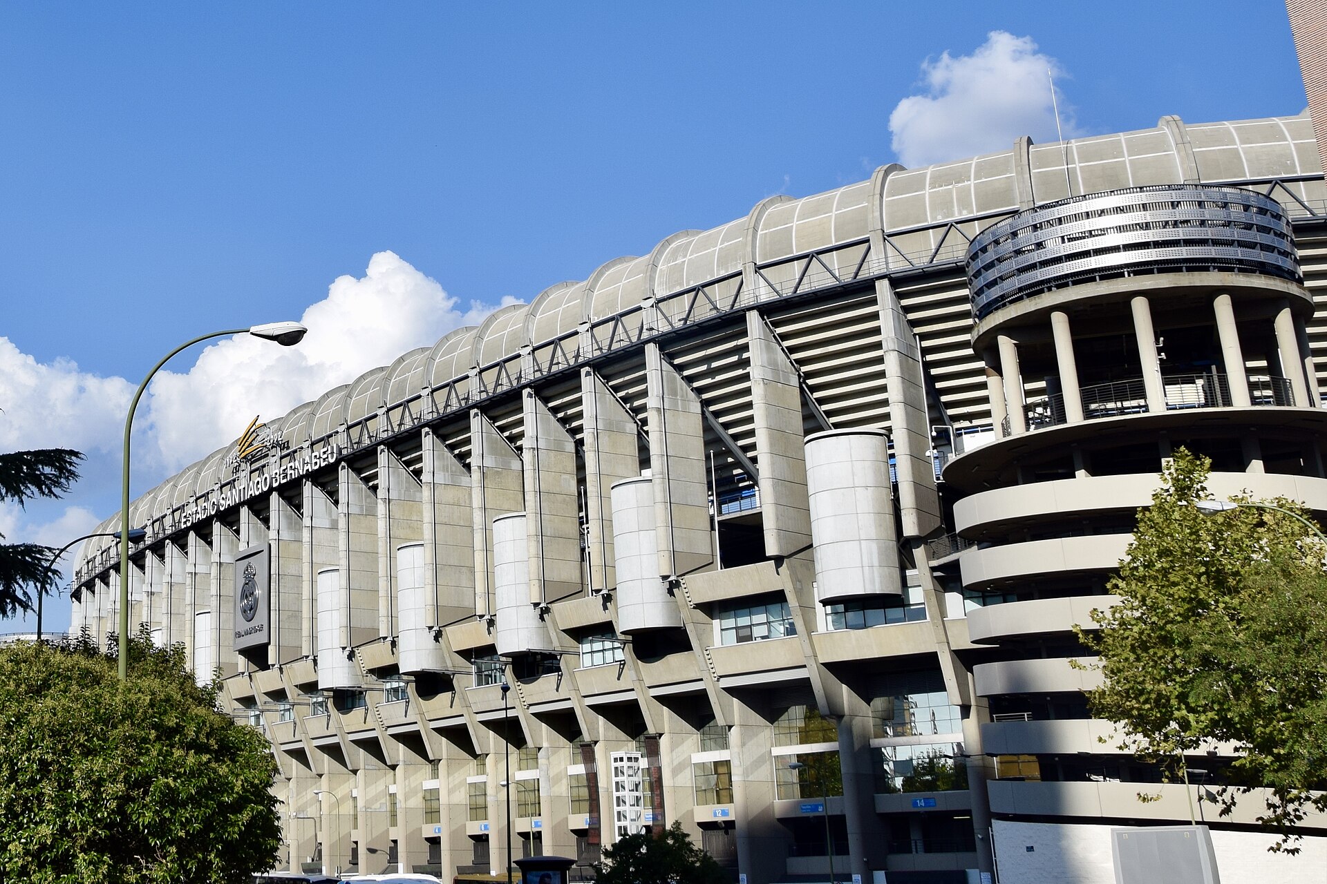 Football kit deals hit £1.5bn in 2023-24