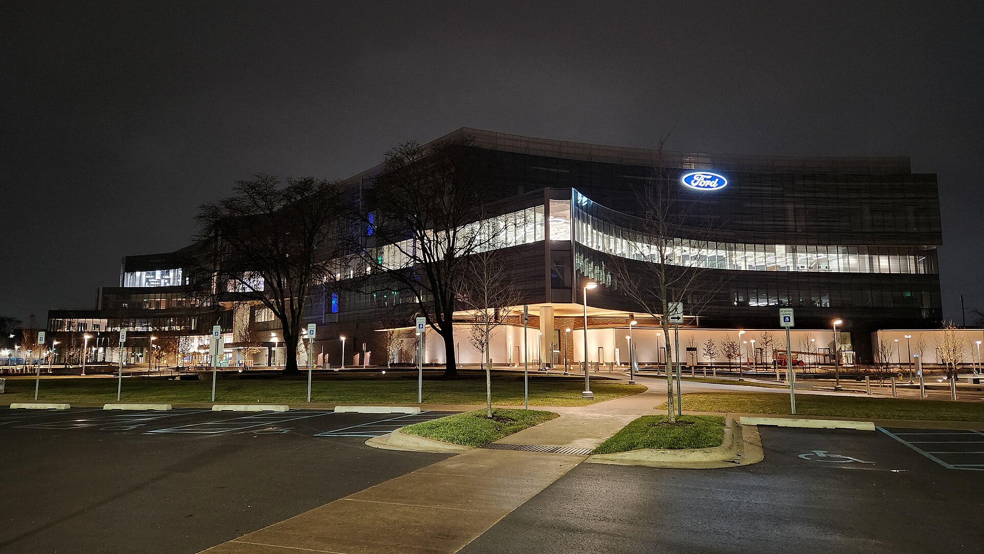 Ford net worth: $224B assets, $42B equity